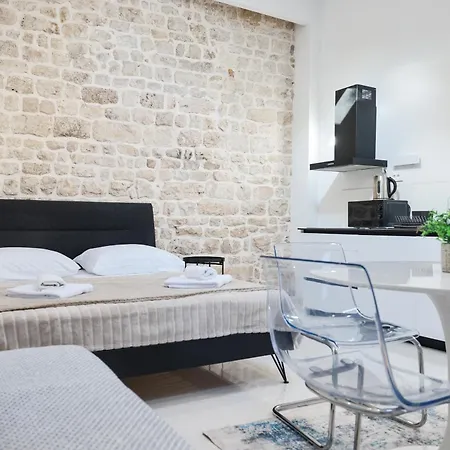 Hidden Apartments In The City Center Zadar Exterior photo