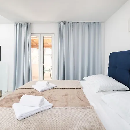 Hidden Apartments In The City Center Zadar Exterior photo