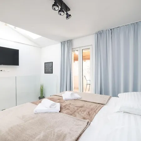 Hidden Apartments In The City Center Zadar Exterior photo